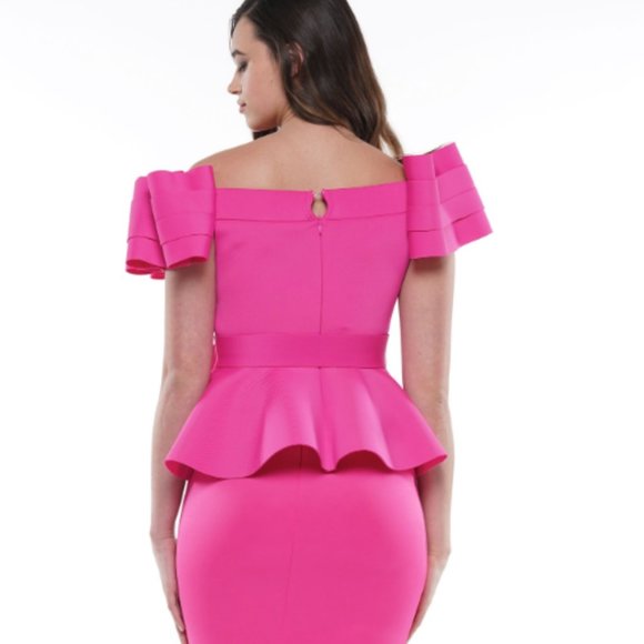 Fluted Blouse - Picture 2 of 2